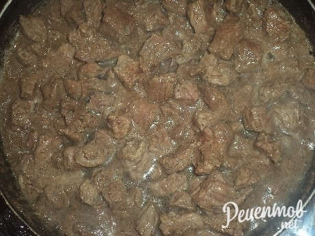 Гуляш из говядины Гуляш из говядины
