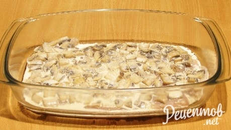 Филе куриное с грибами и маслинами
