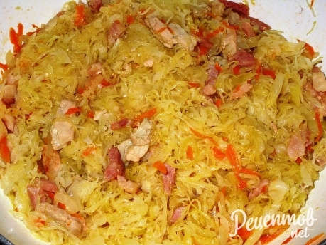 Капуста с мясом