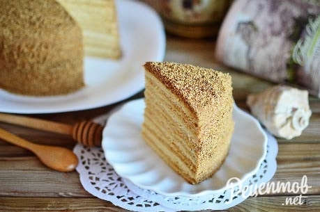 Медовый торт в мультиварке (медовик)